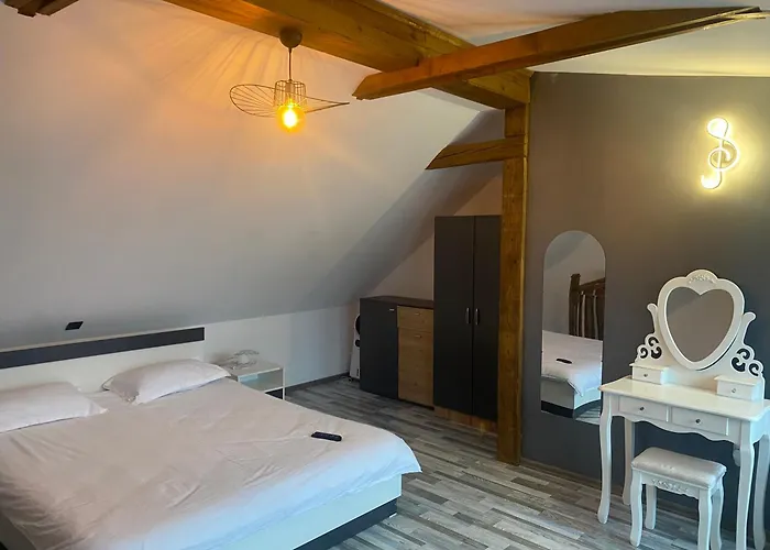 Апартаменты Delia *